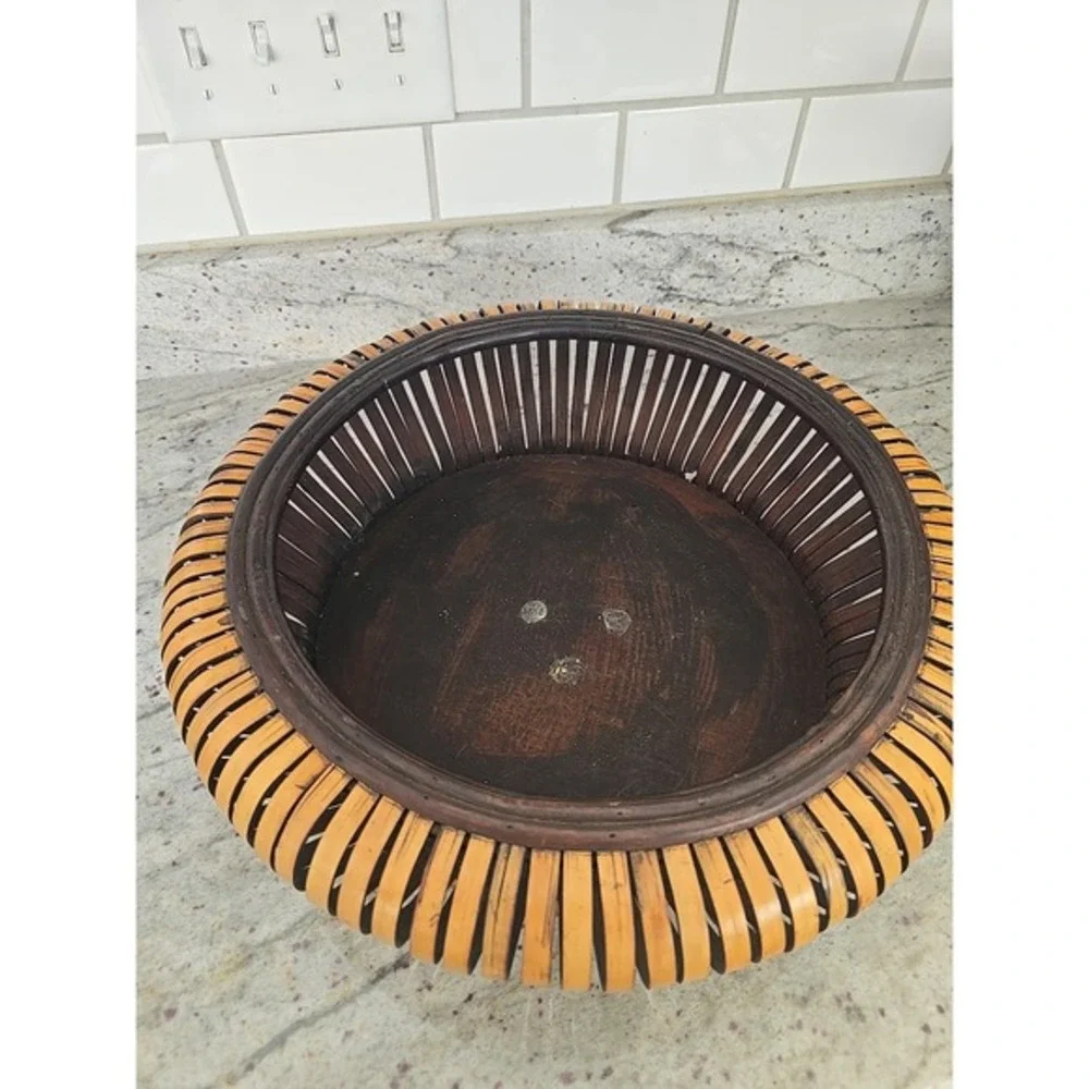 Vtg Handcrafted Rattan Reed‎ Slat Basket Planter Centerpiece Large